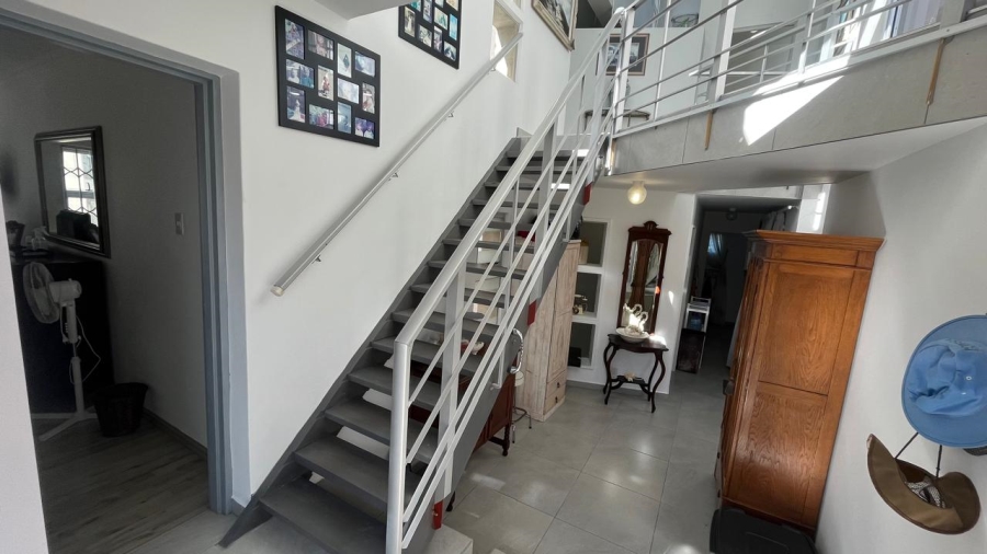3 Bedroom Property for Sale in Wavecrest Eastern Cape